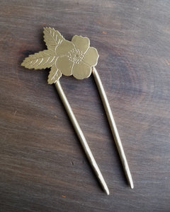 Wild Rose Brass Hairpin